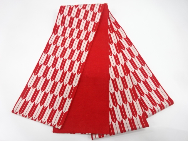  矢羽根模様織り出し　半幅帯